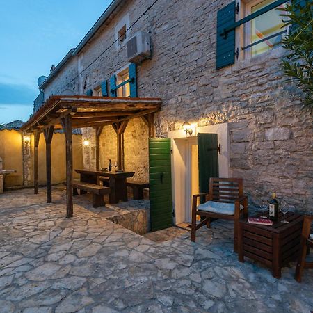 Casa Stifanici Villa Baderna Bagian luar foto