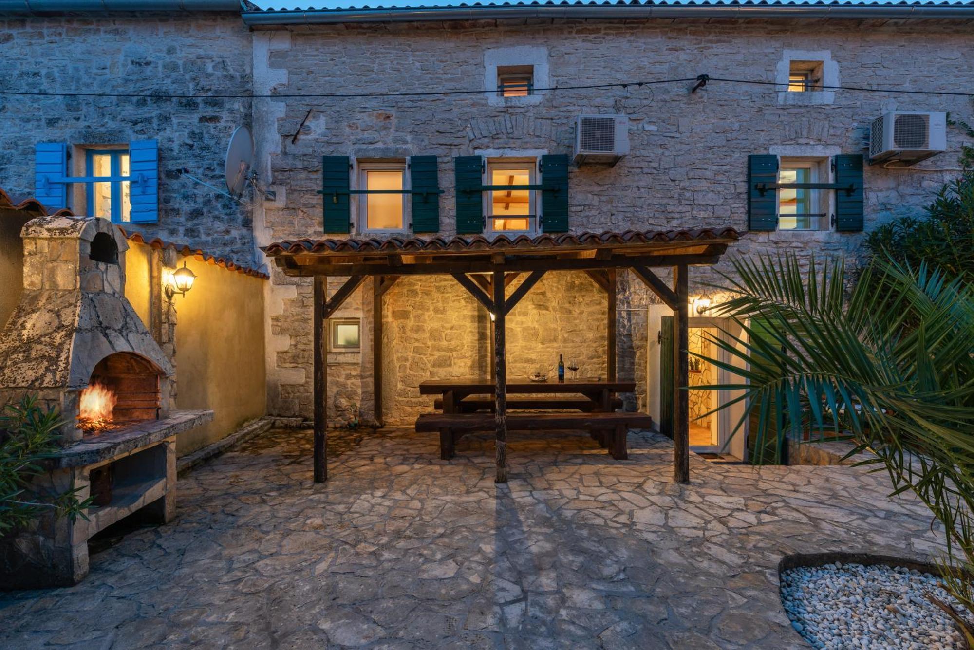 Casa Stifanici Villa Baderna Bagian luar foto